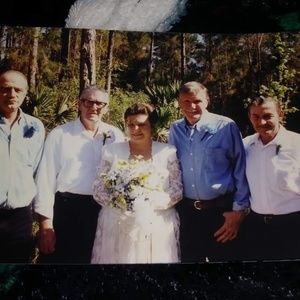 Meet your Posher, Debbie